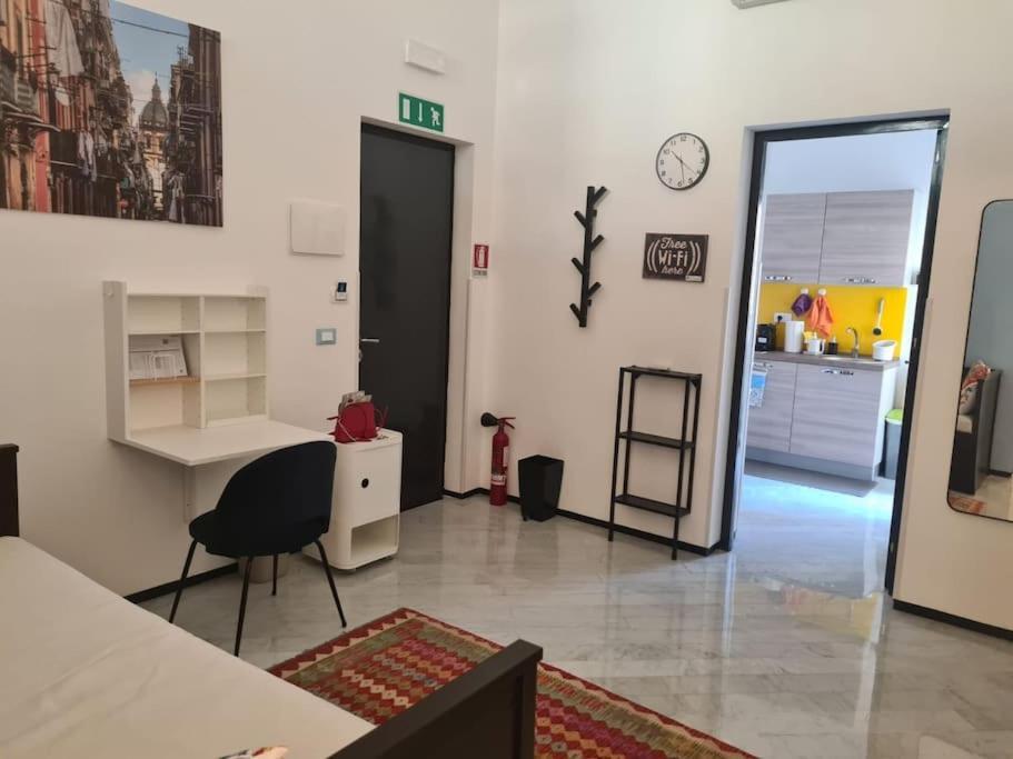 Bibi Appartamento A Due Passi Dal Tribunale Centro Palermo Exterior foto